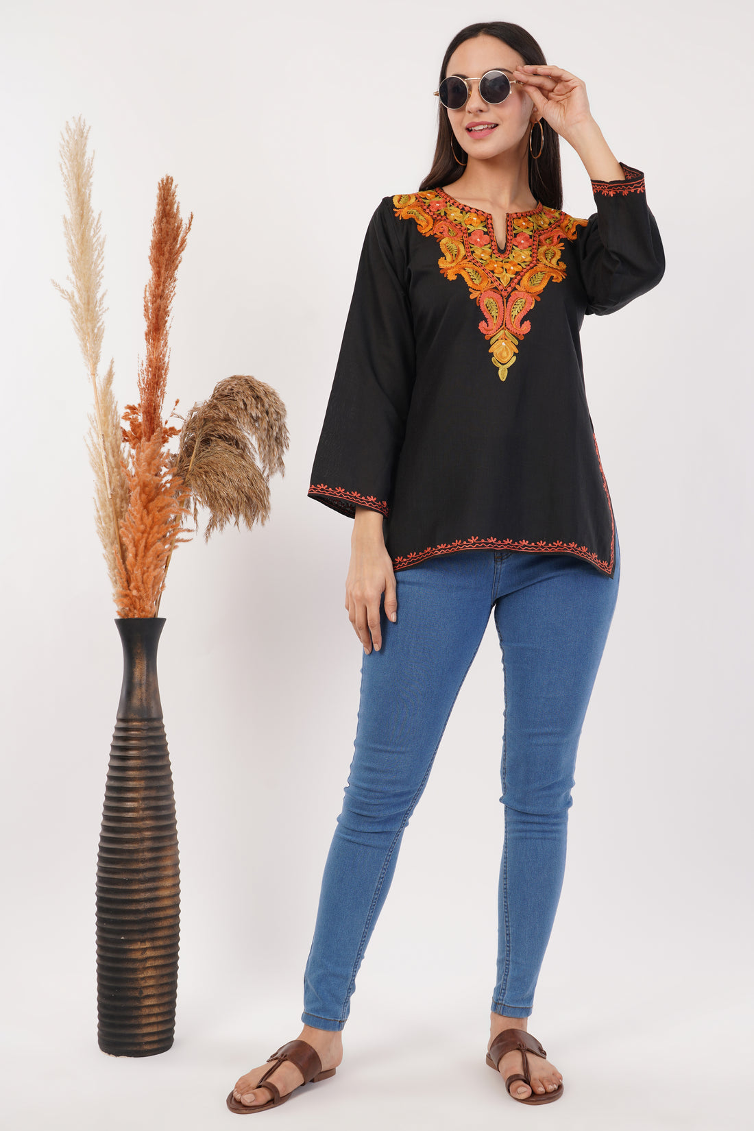 Kashmiri Aari embroidery Cotton Short Kurti Size-36 (Black)