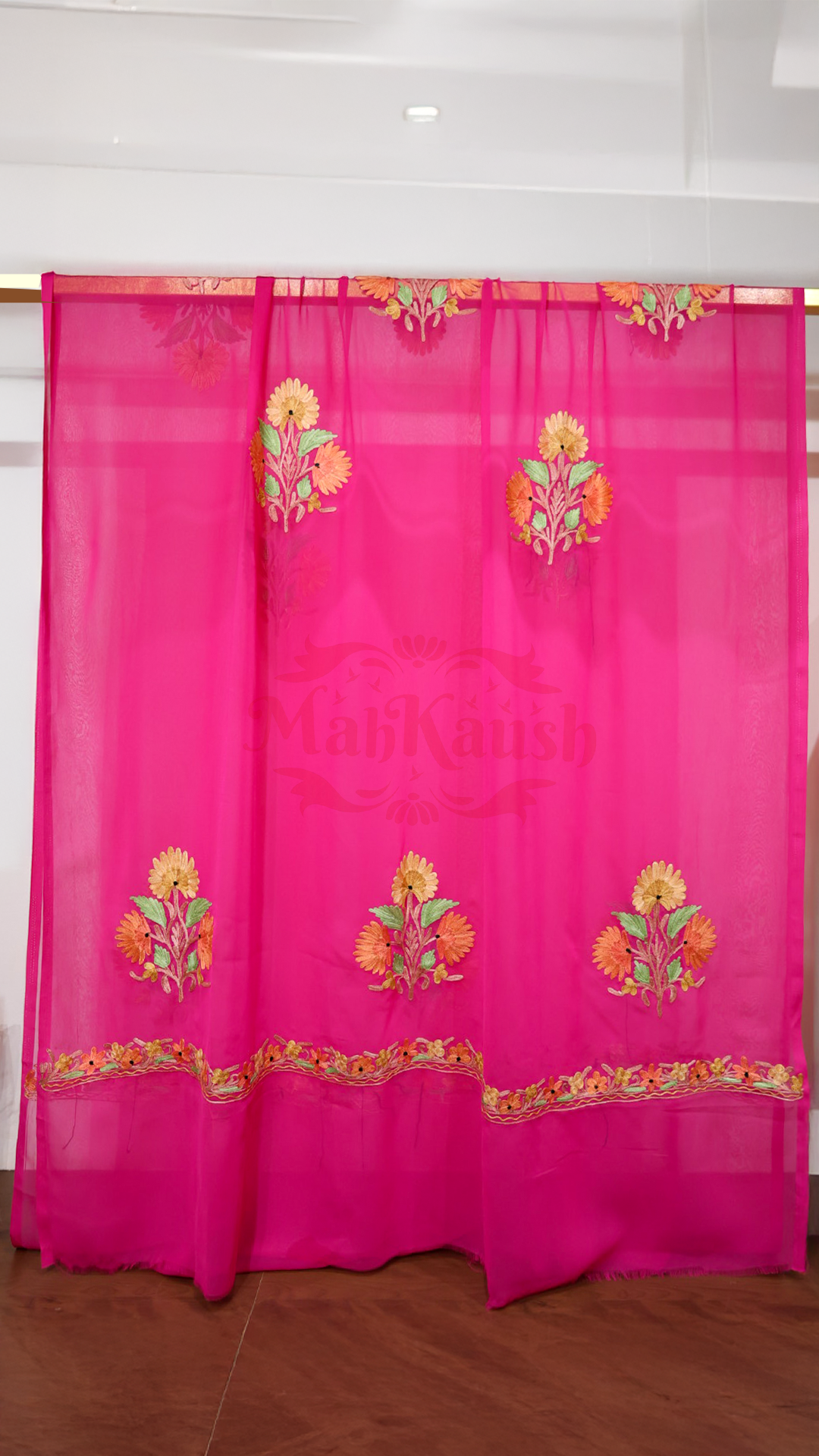 Semi Georgette Kashmiri Aari Embroidery Suit (Unstitched) Pink