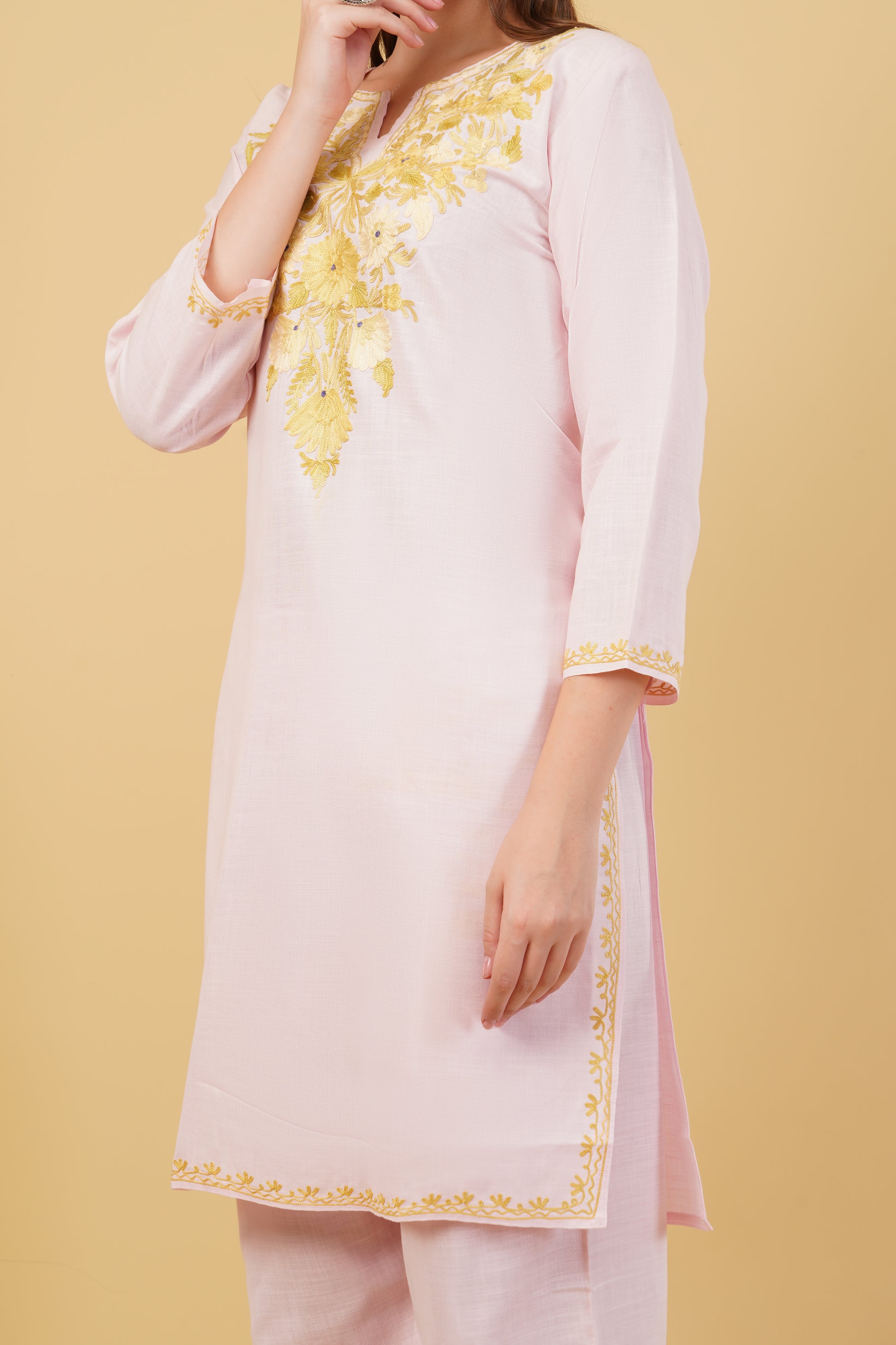 Kashmiri Aari embroidery Cotton Co-ord set Size-40 (Baby Pink)