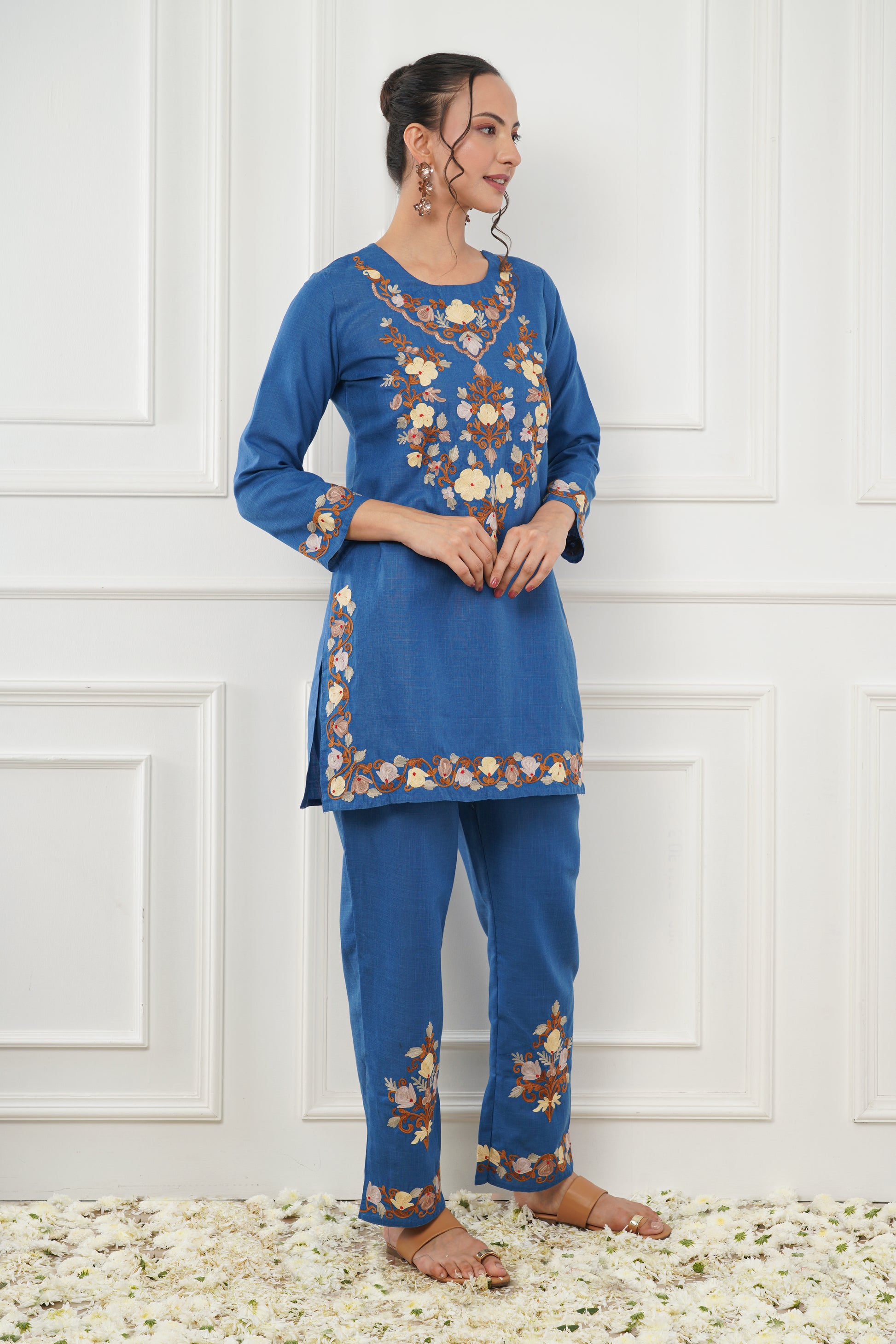 Kashmiri Short Kurti Set-(Blue)