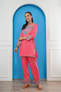 Kashmiri Short Kurti Set-(Pink)