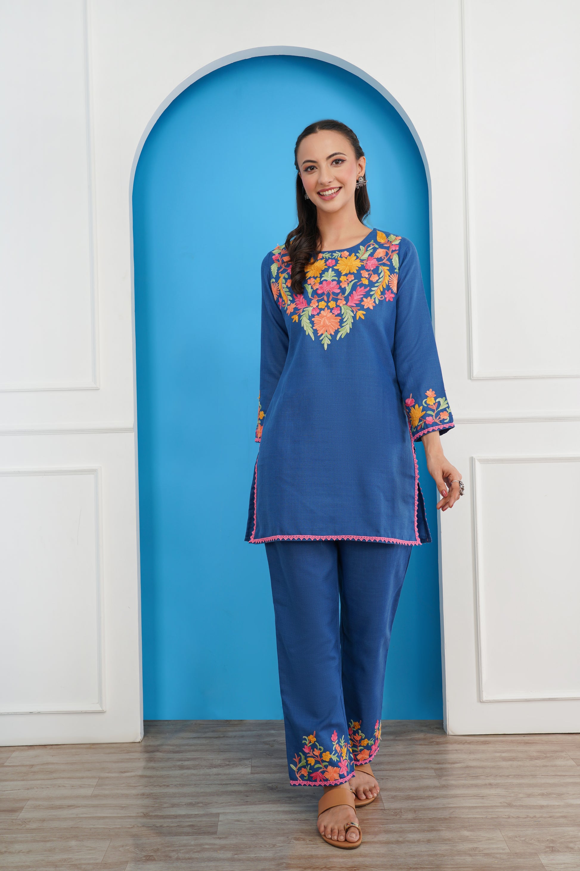 Kashmiri Short Kurti Set-(Blue)