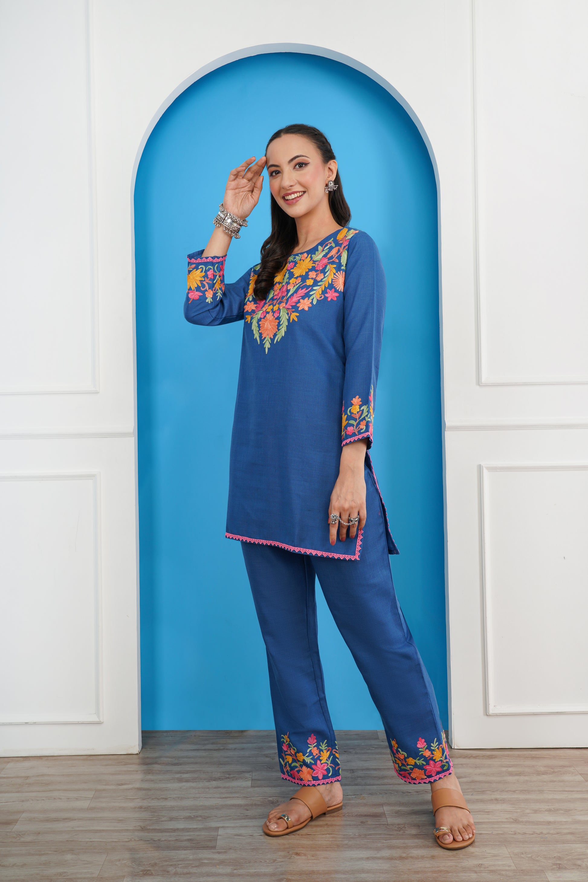 Kashmiri Short Kurti Set-(Blue)