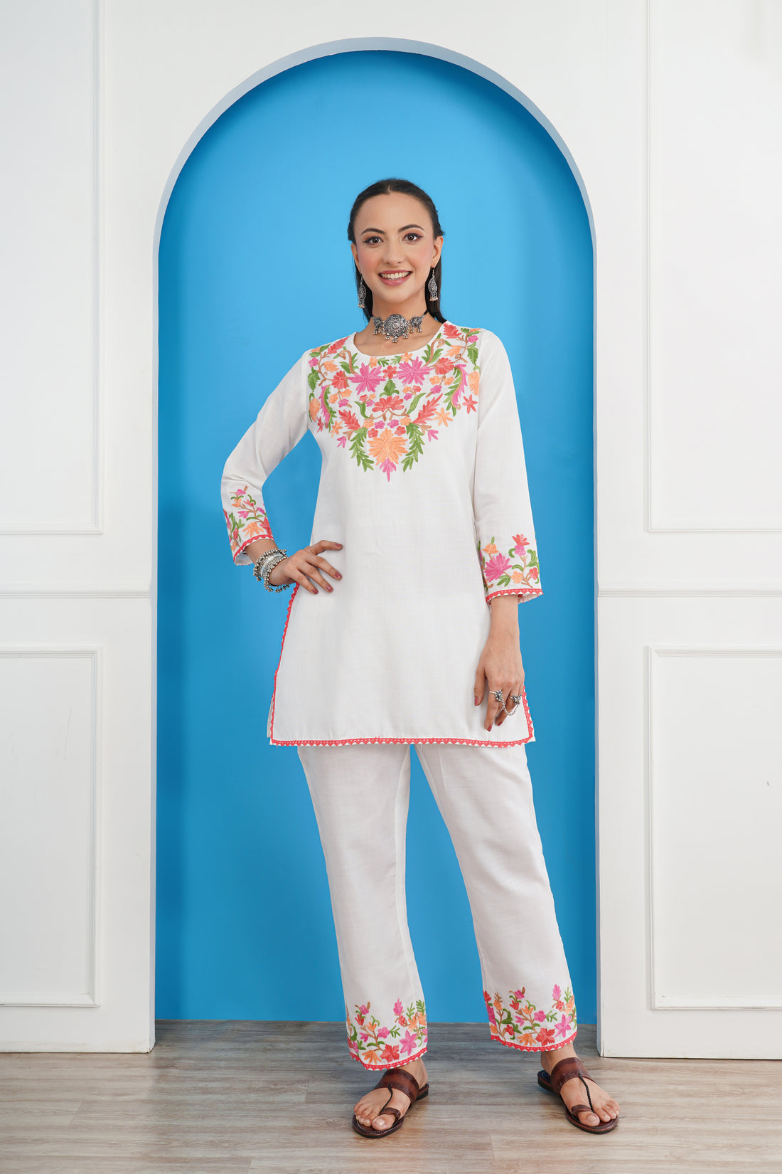 Kashmiri Short Kurti Set-(White)