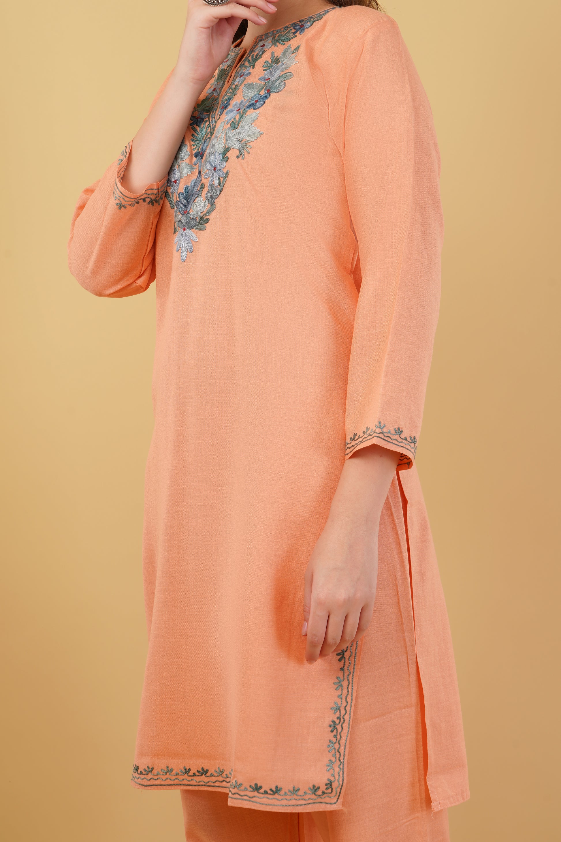 Kashmiri Aari embroidery Cotton Co-ord set Size-42 (Peach)