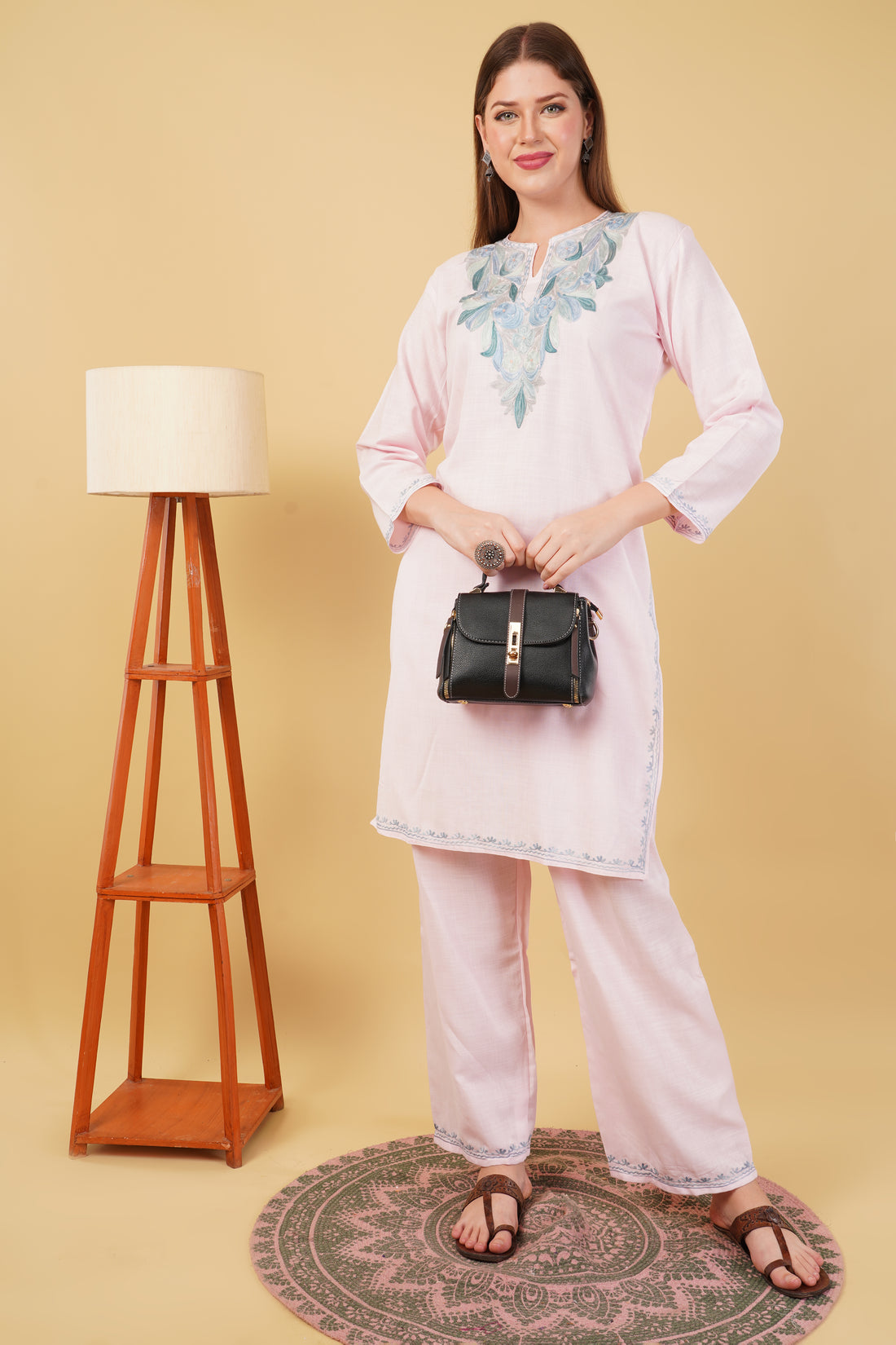 Kashmiri Aari embroidery Cotton Co-ord set Size-42 (Baby Pink)