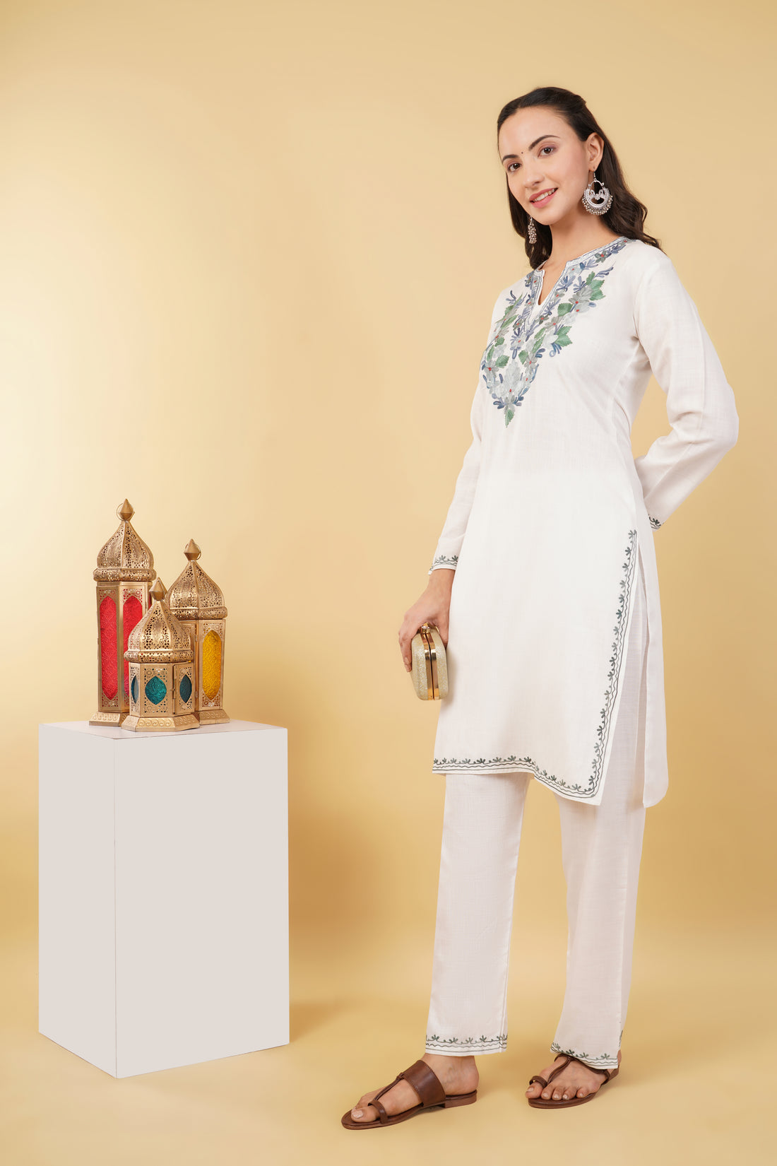 Kashmiri Aari embroidery Cotton Co-ord set Size-36 (White)