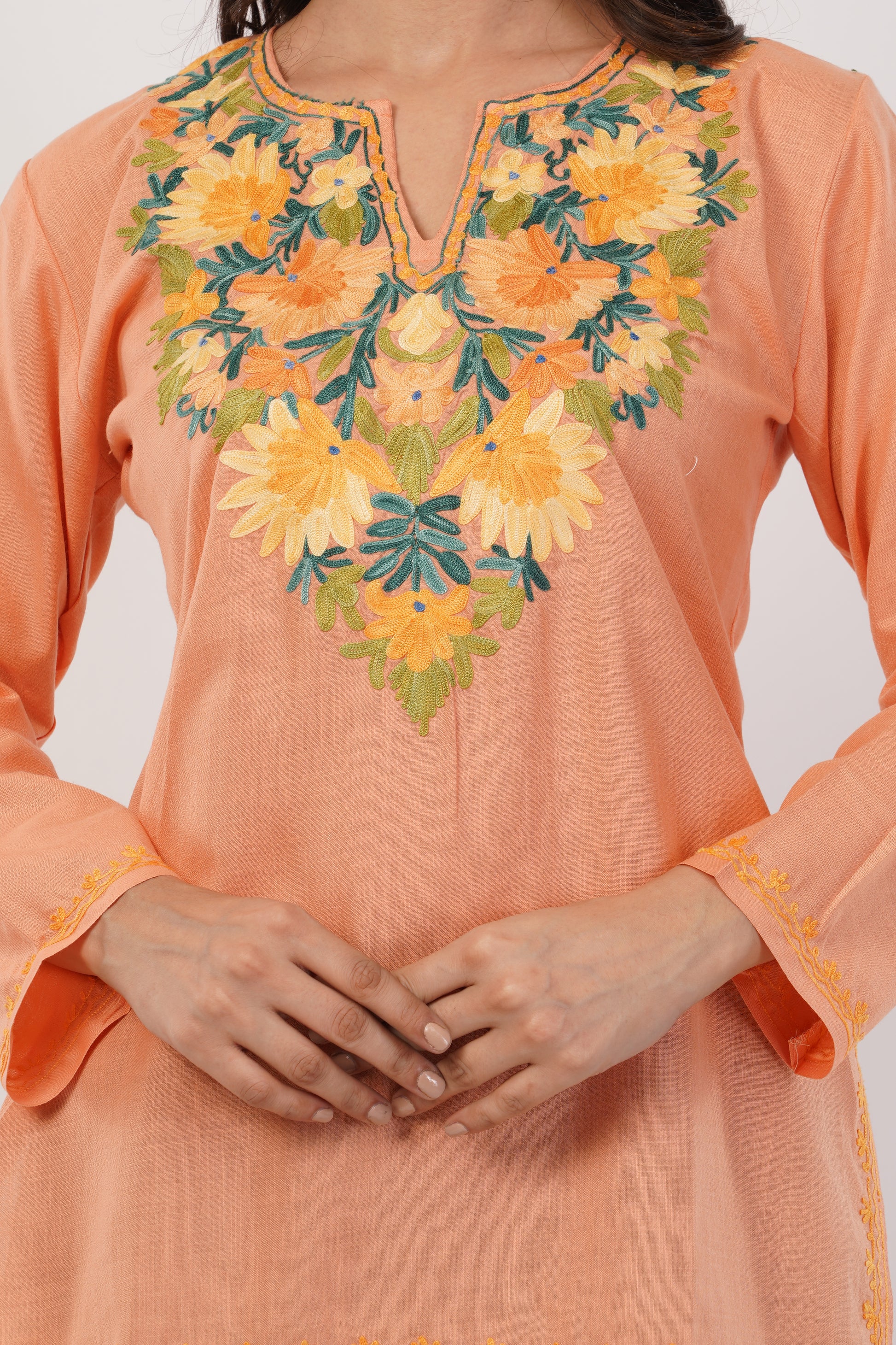 Kashmiri Aari embroidery Cotton Short Kurti Size-36( Peach)