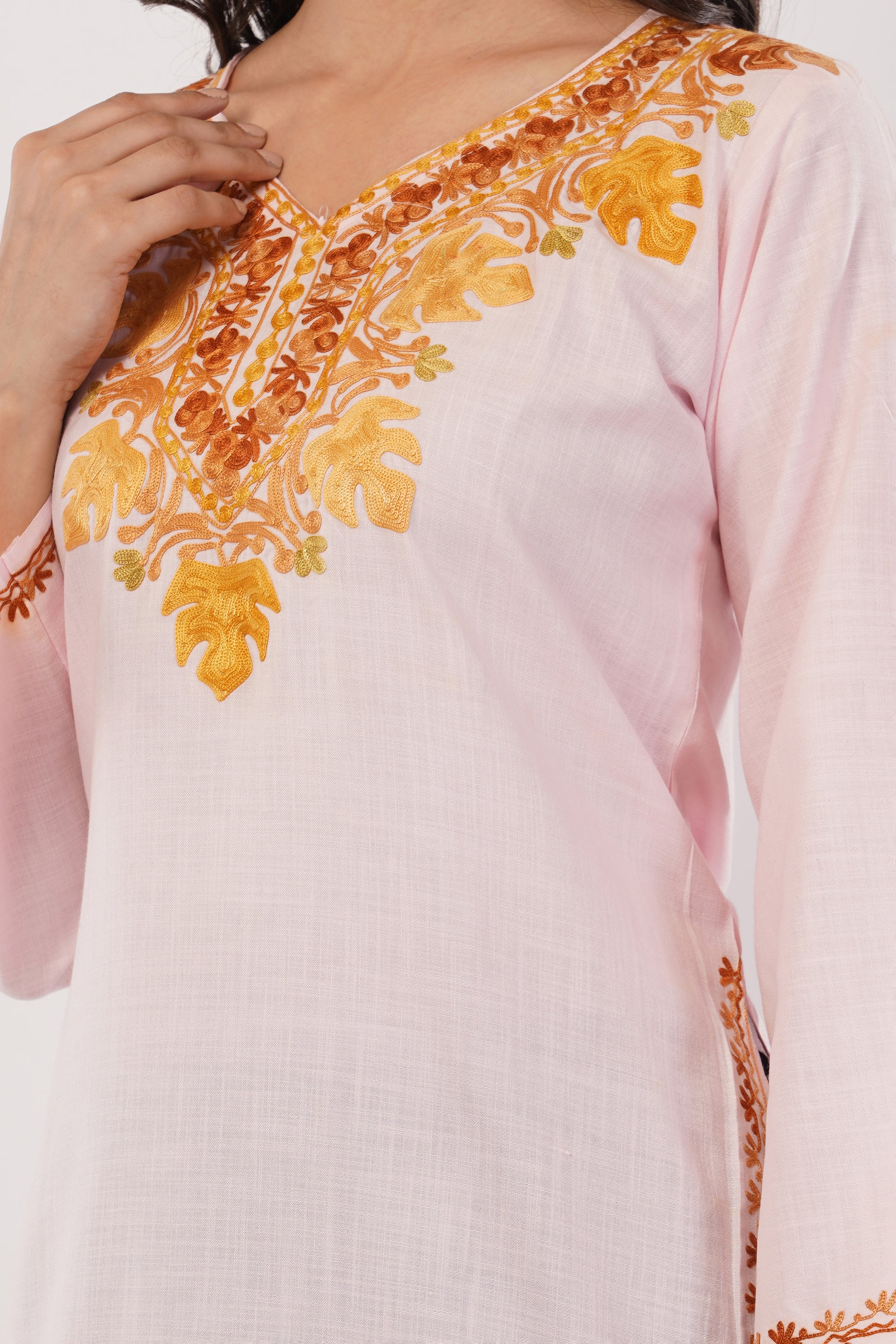 Kashmiri Aari embroidery Cotton Short Kurti Size-38( Baby Pink)