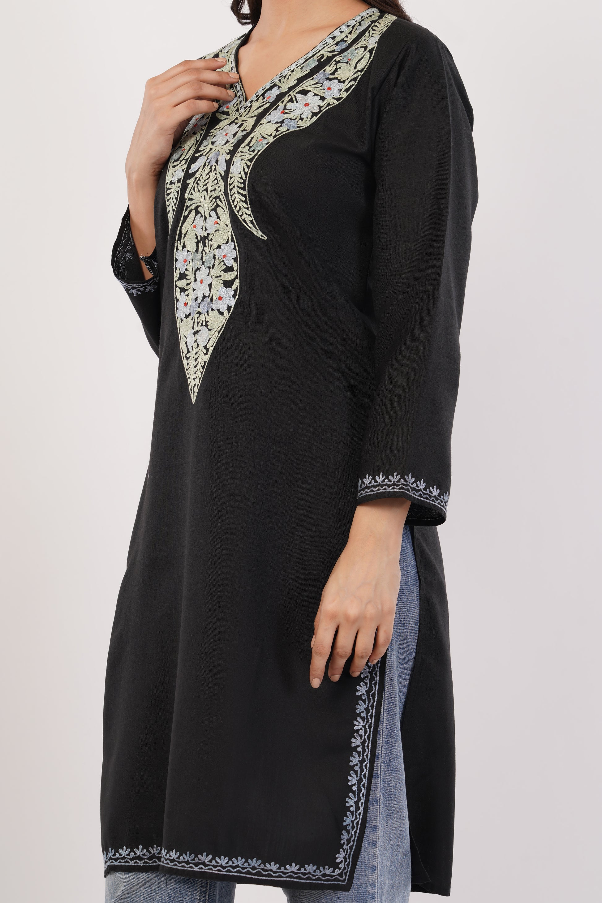 Kashmiri Aari embroidery Cotton Long Kurti Size-38 (Black)