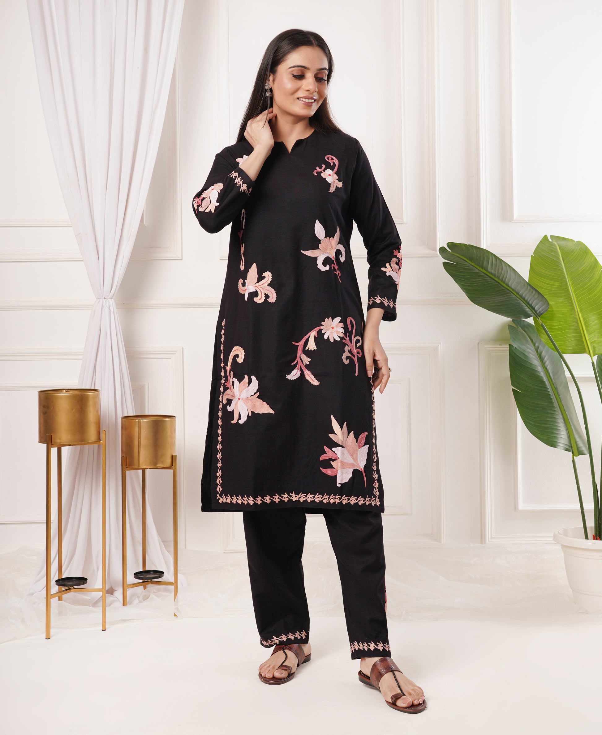 Pure Acro Wool Kashmiri Aari Embroidery Kurti & Pant Set (Black)