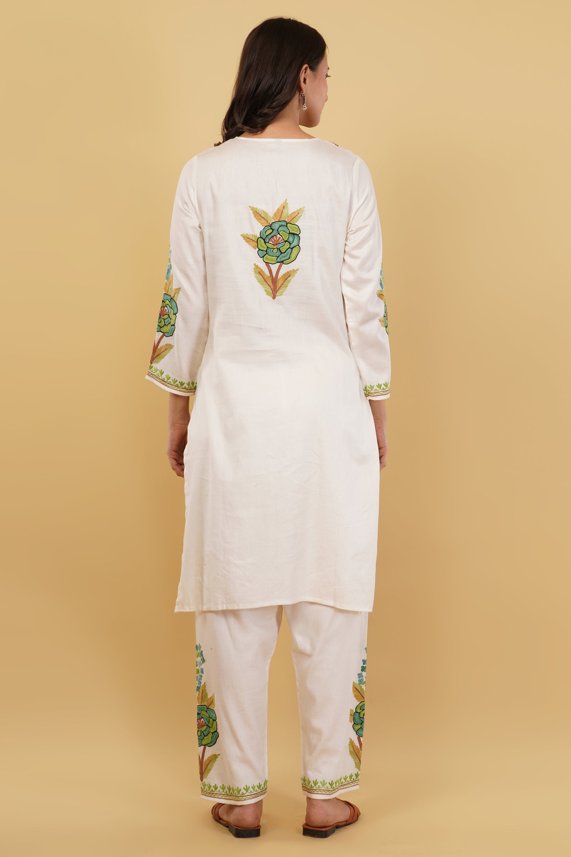 Kashmiri Aari embroidery Jaam Cotton Co-ord set Size-40 (White)