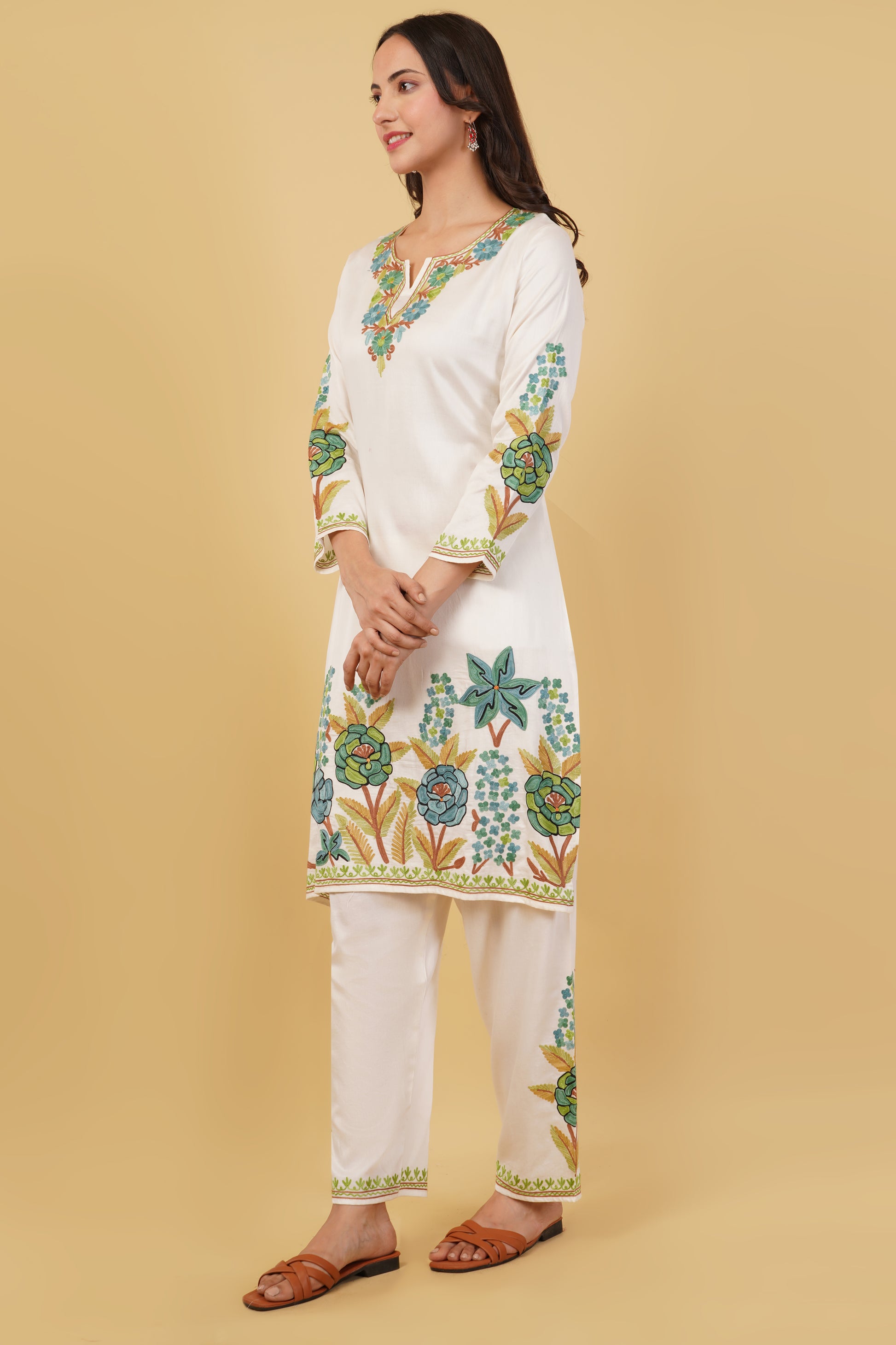 Kashmiri Aari embroidery Jaam Cotton Co-ord set Size-40 (White)