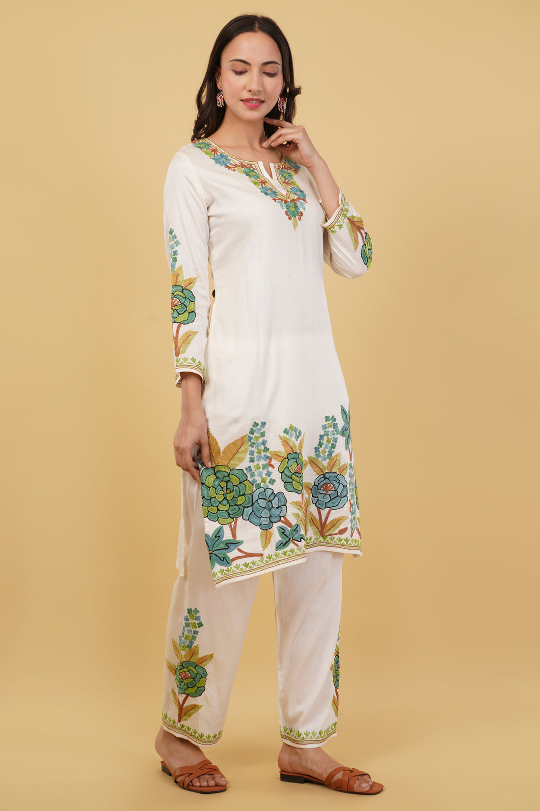 Kashmiri Aari embroidery Jaam Cotton Co-ord set Size-40 (White)