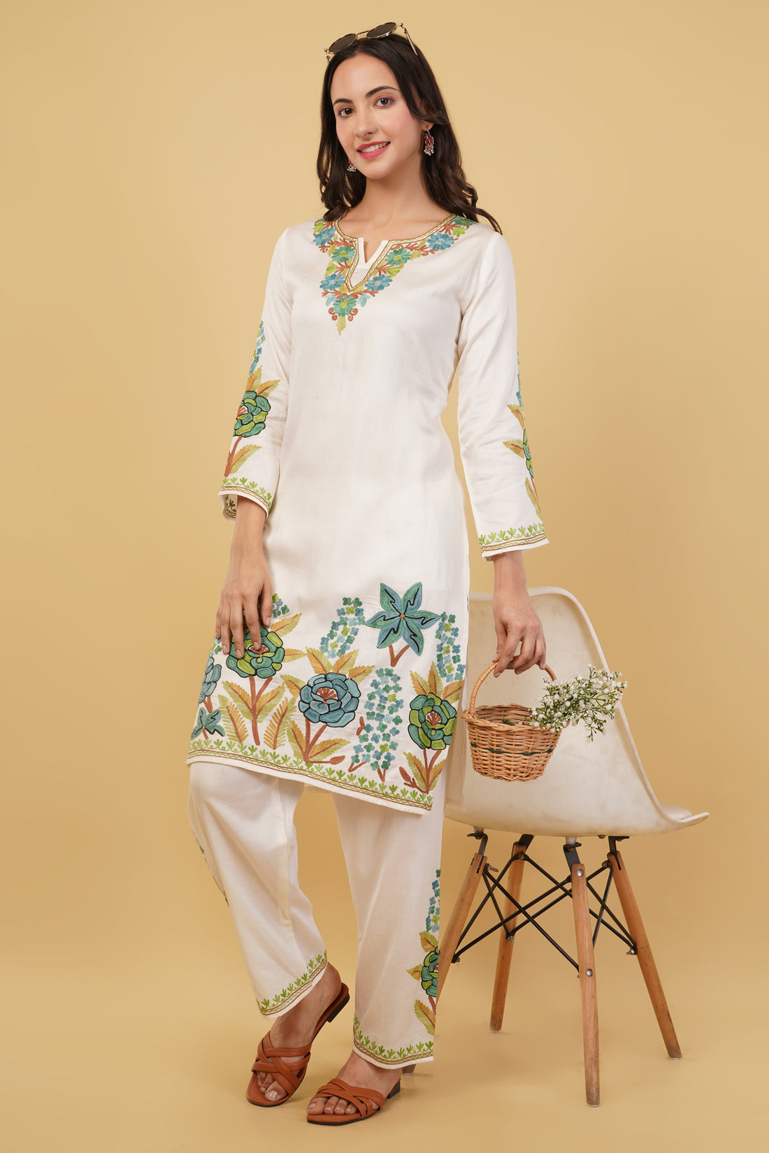 Kashmiri Aari embroidery Jaam Cotton Co-ord set Size-40 (White)
