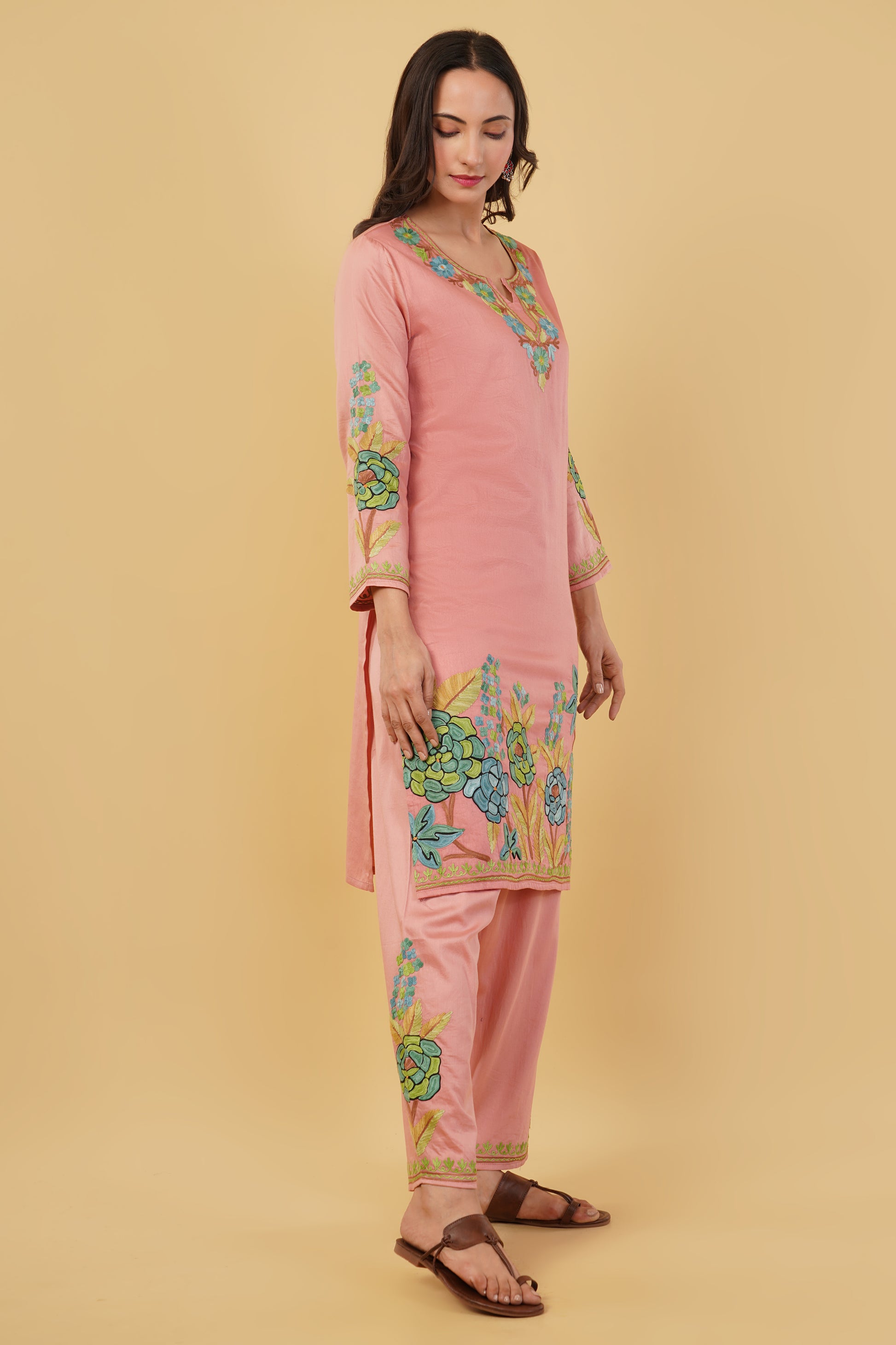 Kashmiri Aari embroidery Jaam Cotton Co-ord set Size-40 (Salmon Pink)