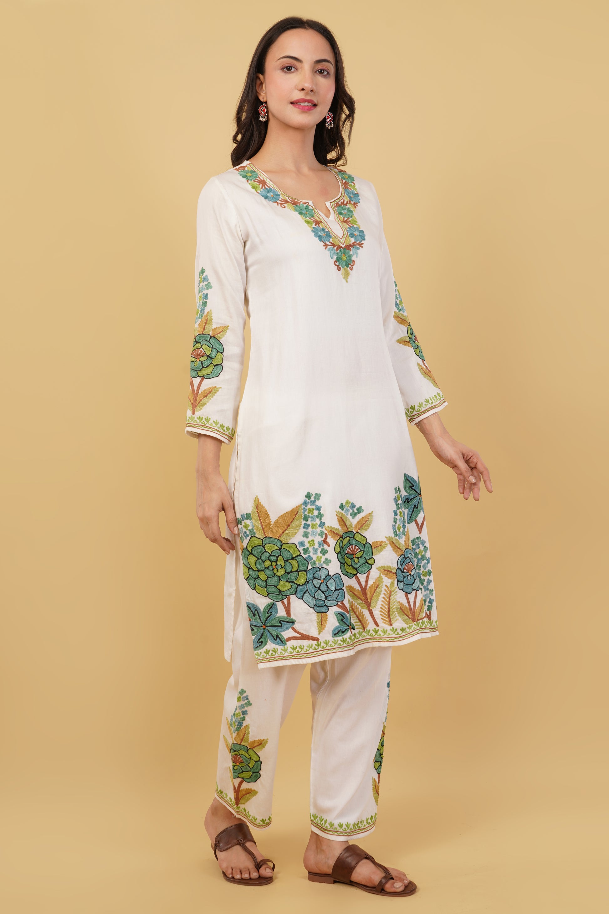 Kashmiri Aari embroidery Jaam Cotton Co-ord set Size-40 (White)