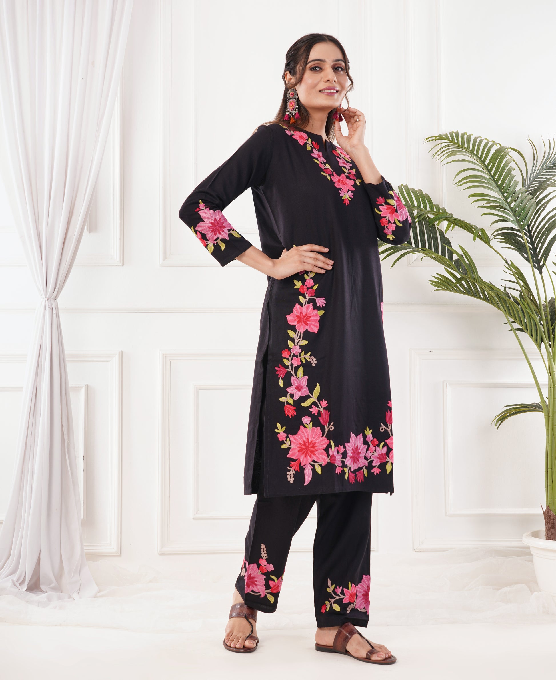 Pure Acro Wool Kashmiri Aari Embroidery Kurti & Pant Set (Black)