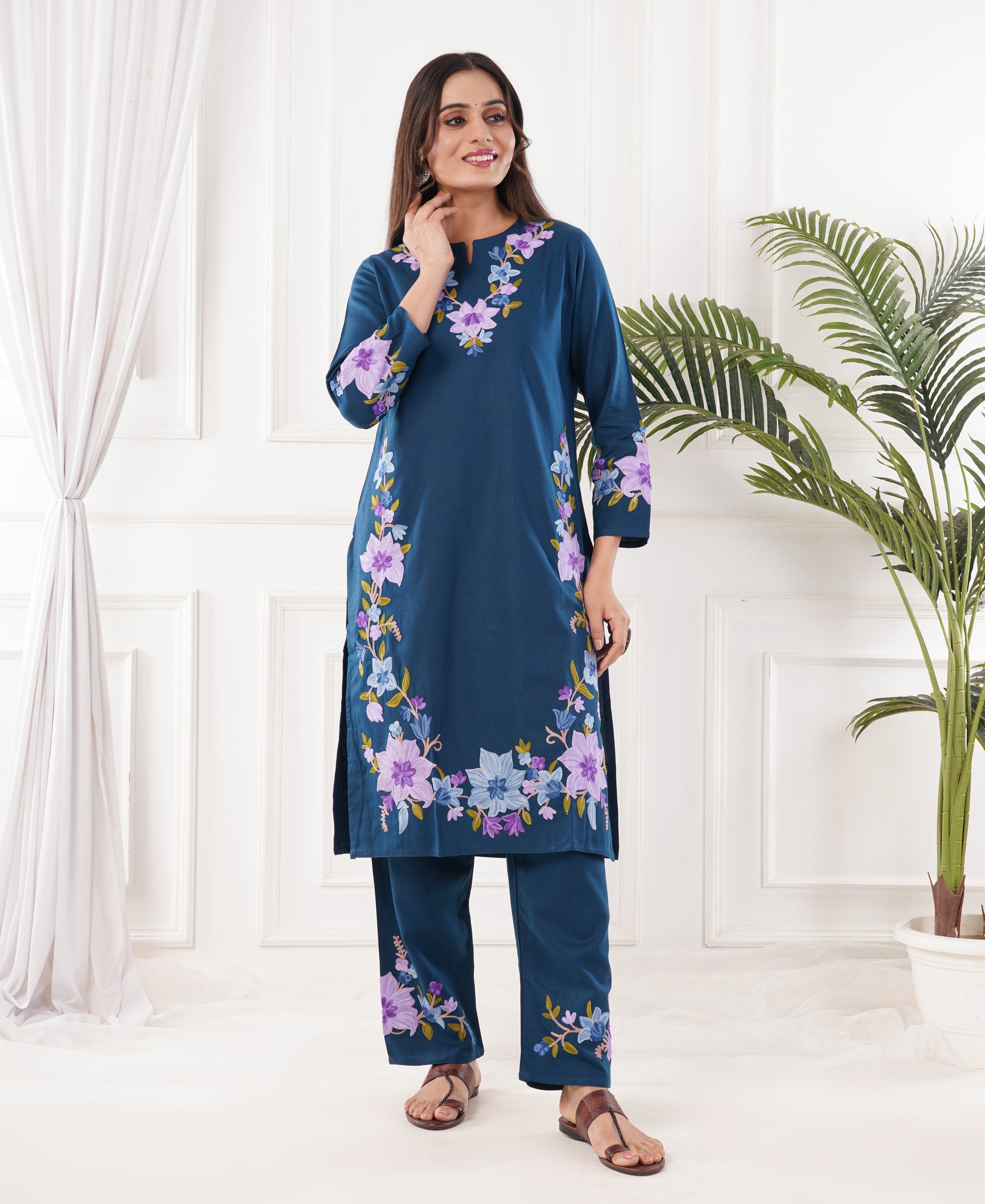 Pure Acro Wool Kashmiri Aari Embroidery Kurti & Pant Set (Blue)