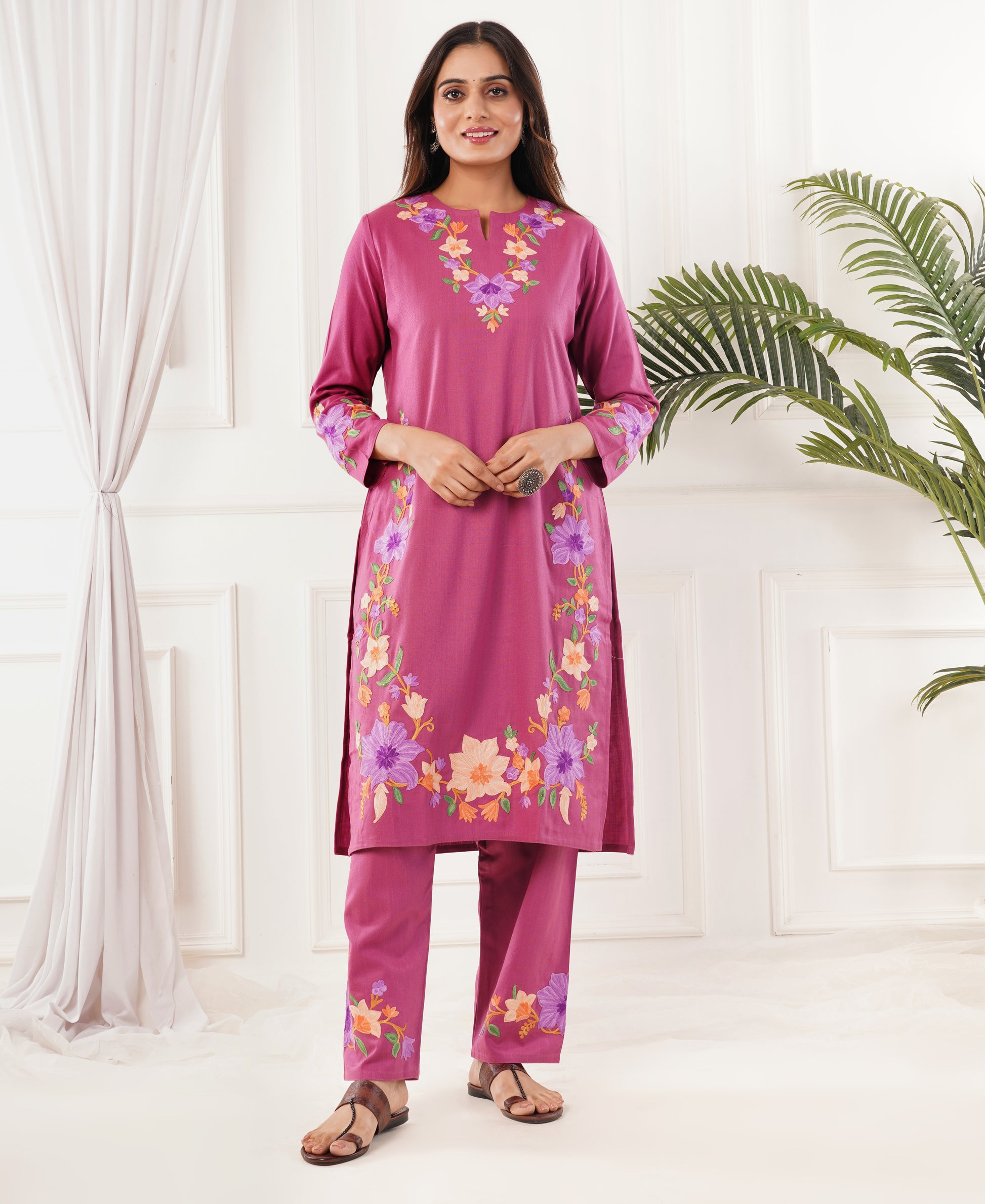 Pure Acro Wool Kashmiri Aari Embroidery Kurti & Pant Set (Pink)