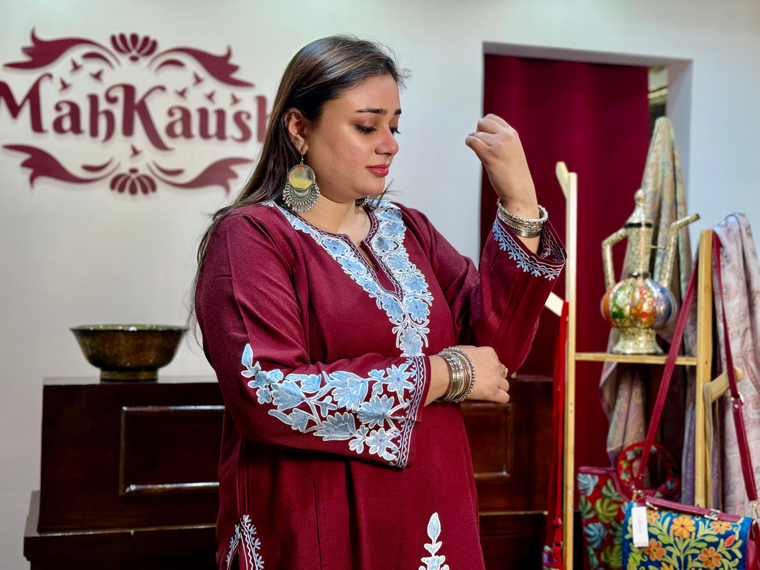 Baagh design kashmiri pheran (Maroon )
