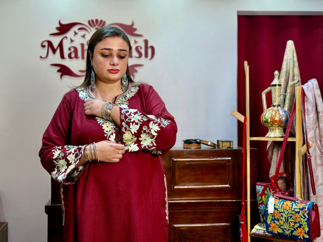 Floral daman embroidery kashmiri pheran ( Maroon )