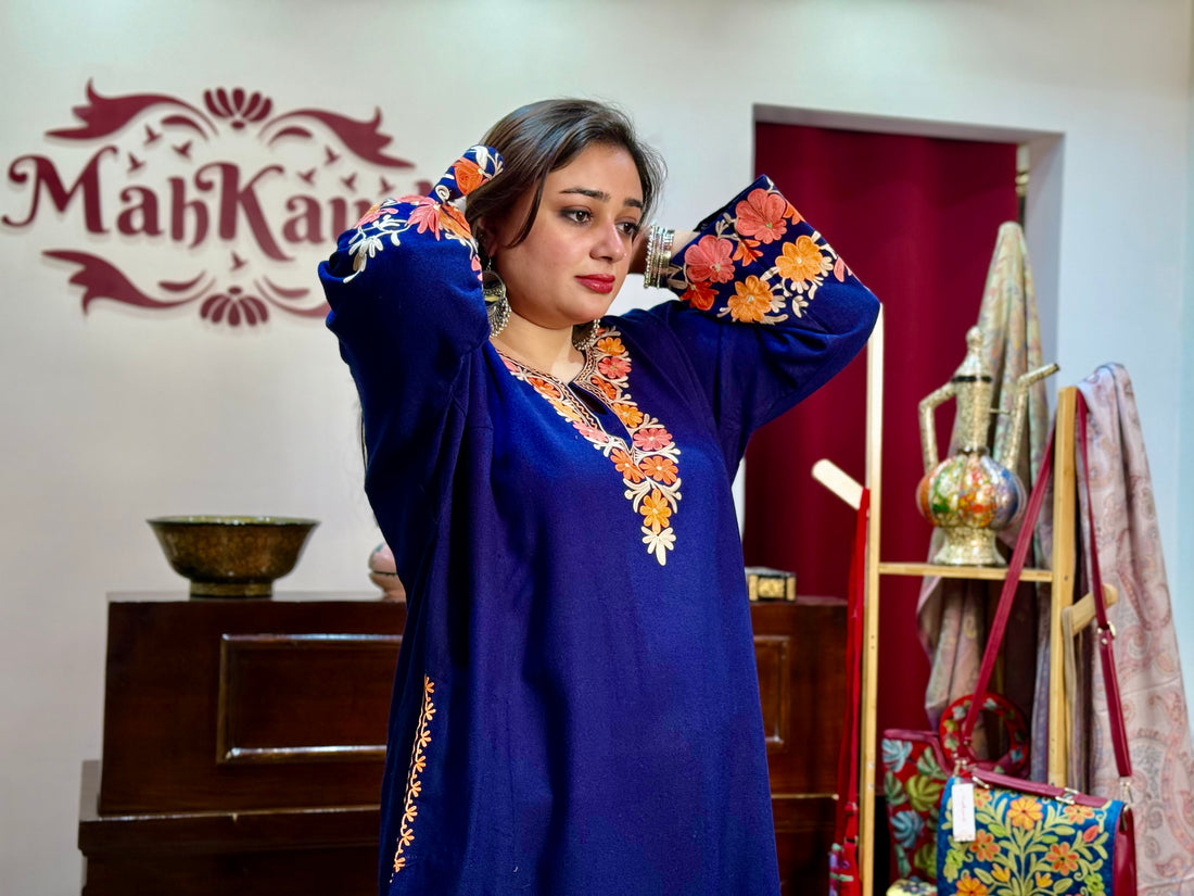 Floral daman embroidery kashmiri pheran ( Royal Blue )