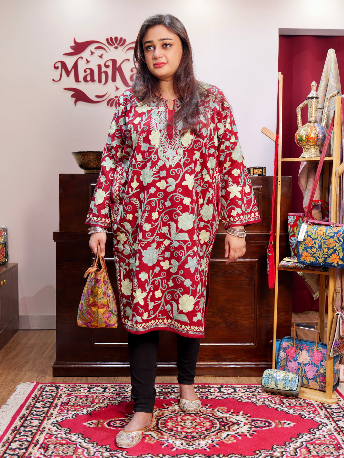 Floral embroidery Kashmiri pheran ( Maroon )